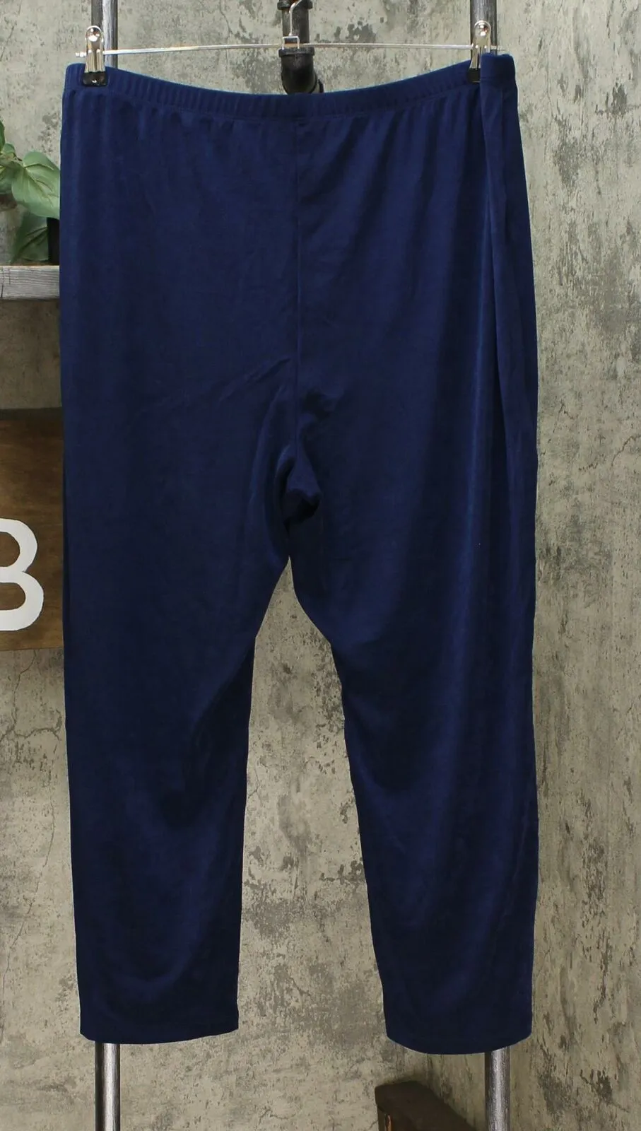 Slinky Brand Women's Plus Size Pull On Straight Leg Crop Pants