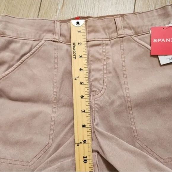 SPANX Pink Light 6-Inch Stretch Twill Shorts size Small