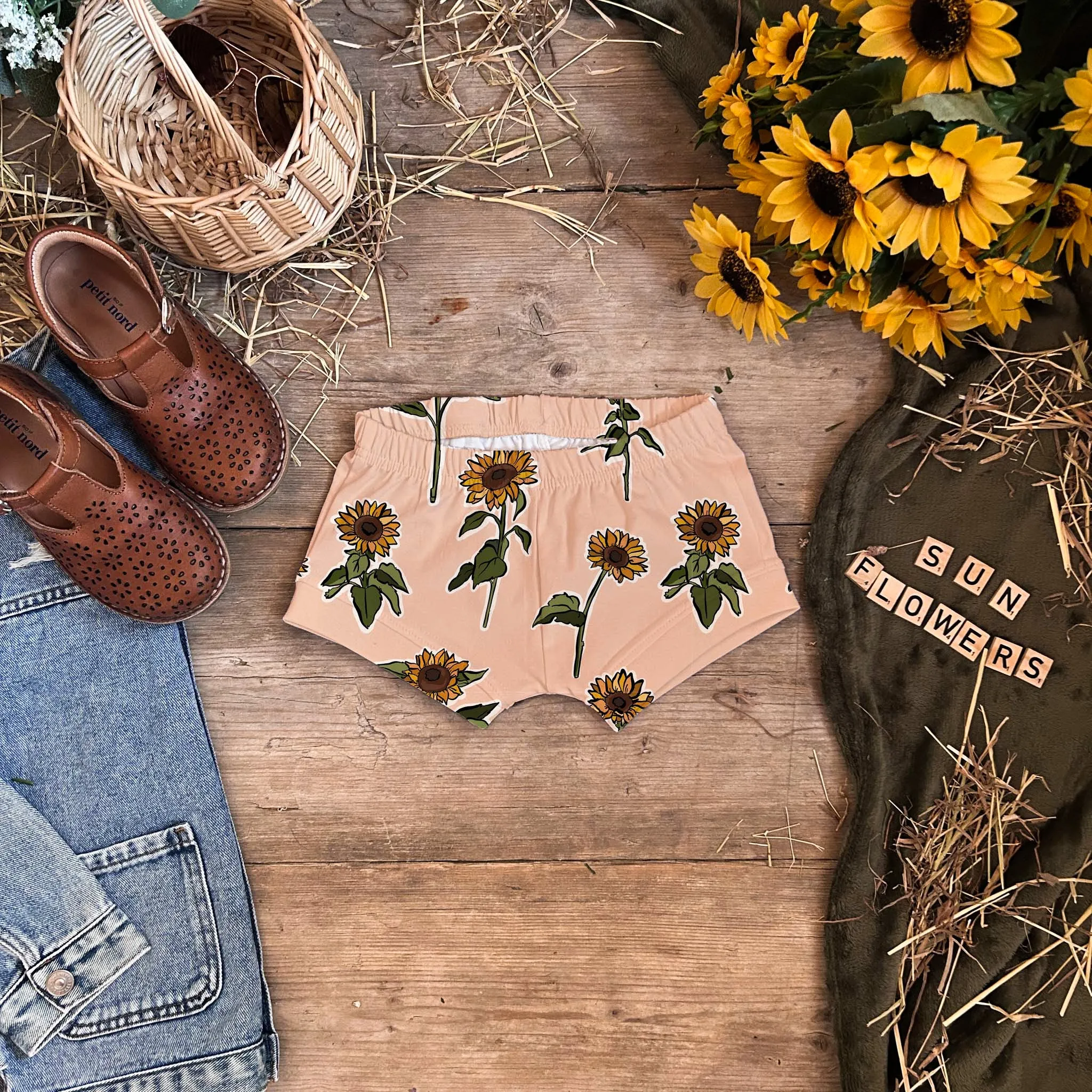 Sunflowers Shorties