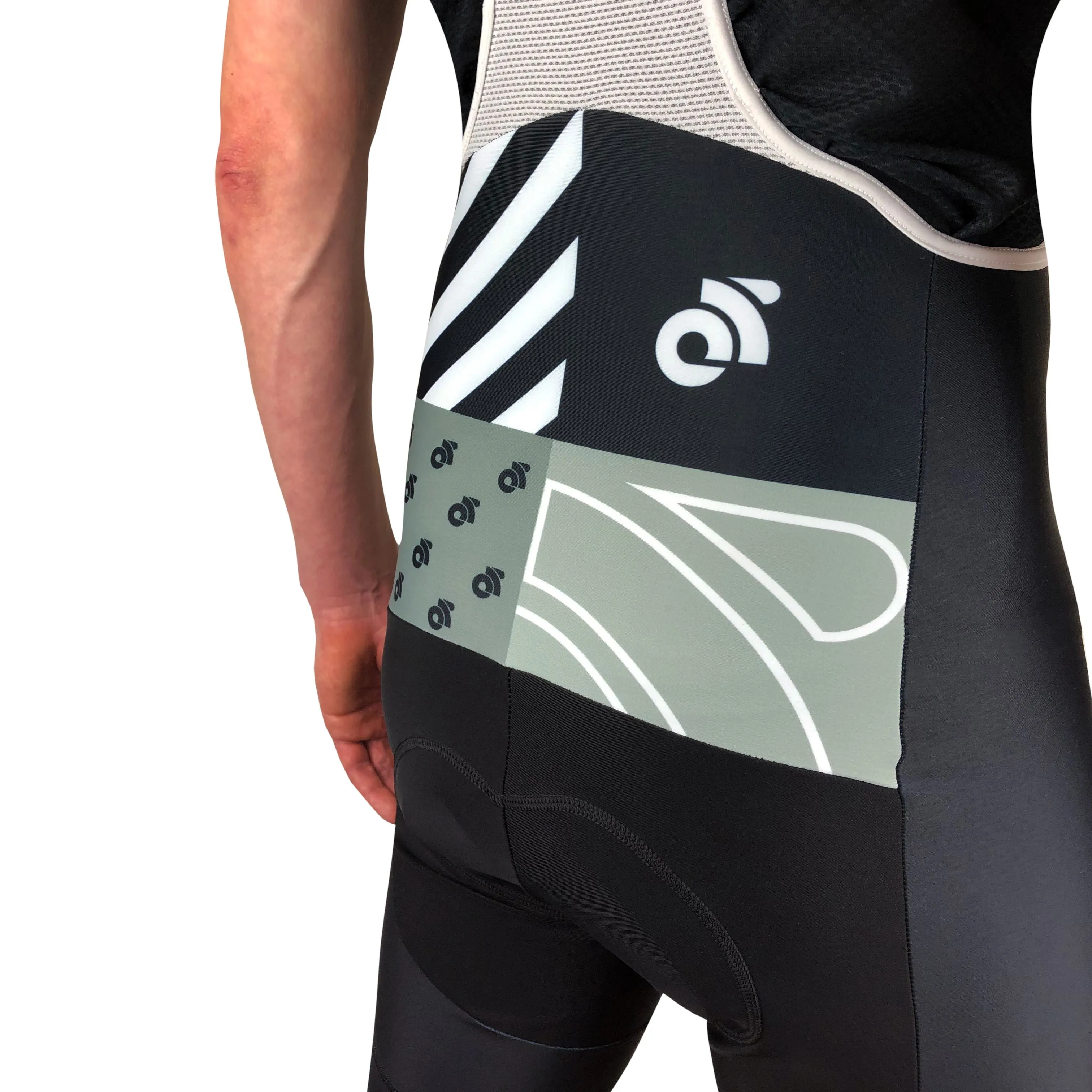 Tech Bib Short