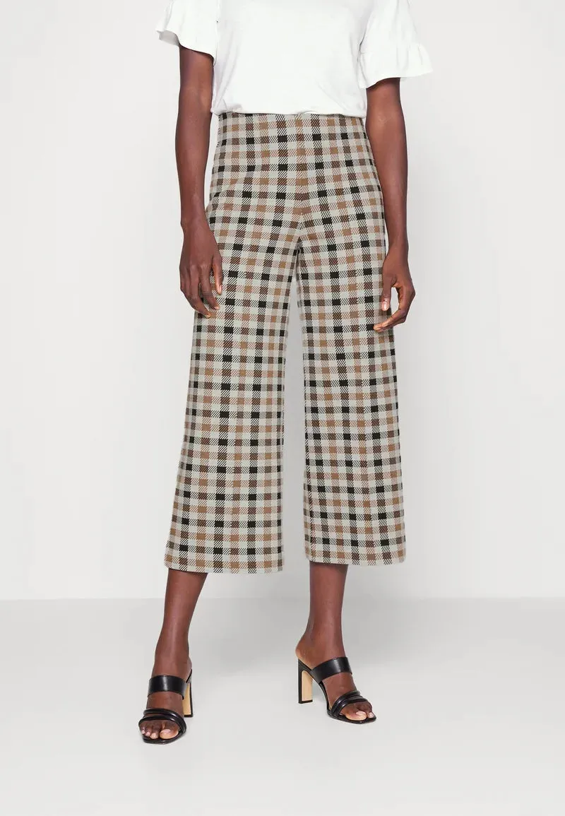 The Ilisan Trouser by Part Two - Argan Oil Check