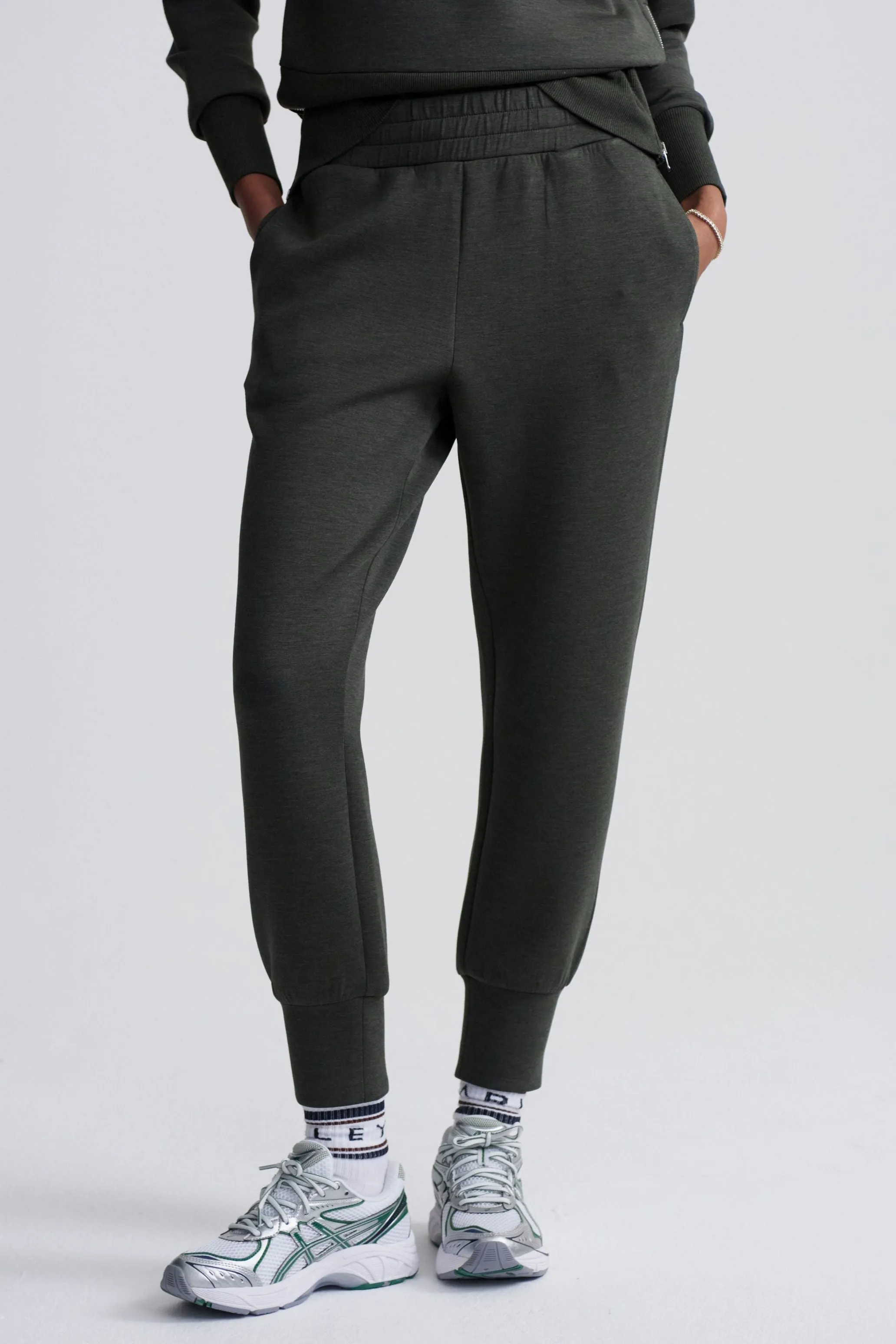The Slim Cuff Pant 27.5