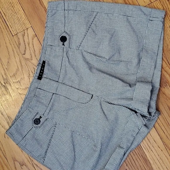 𝅺theory shorts womens size 6