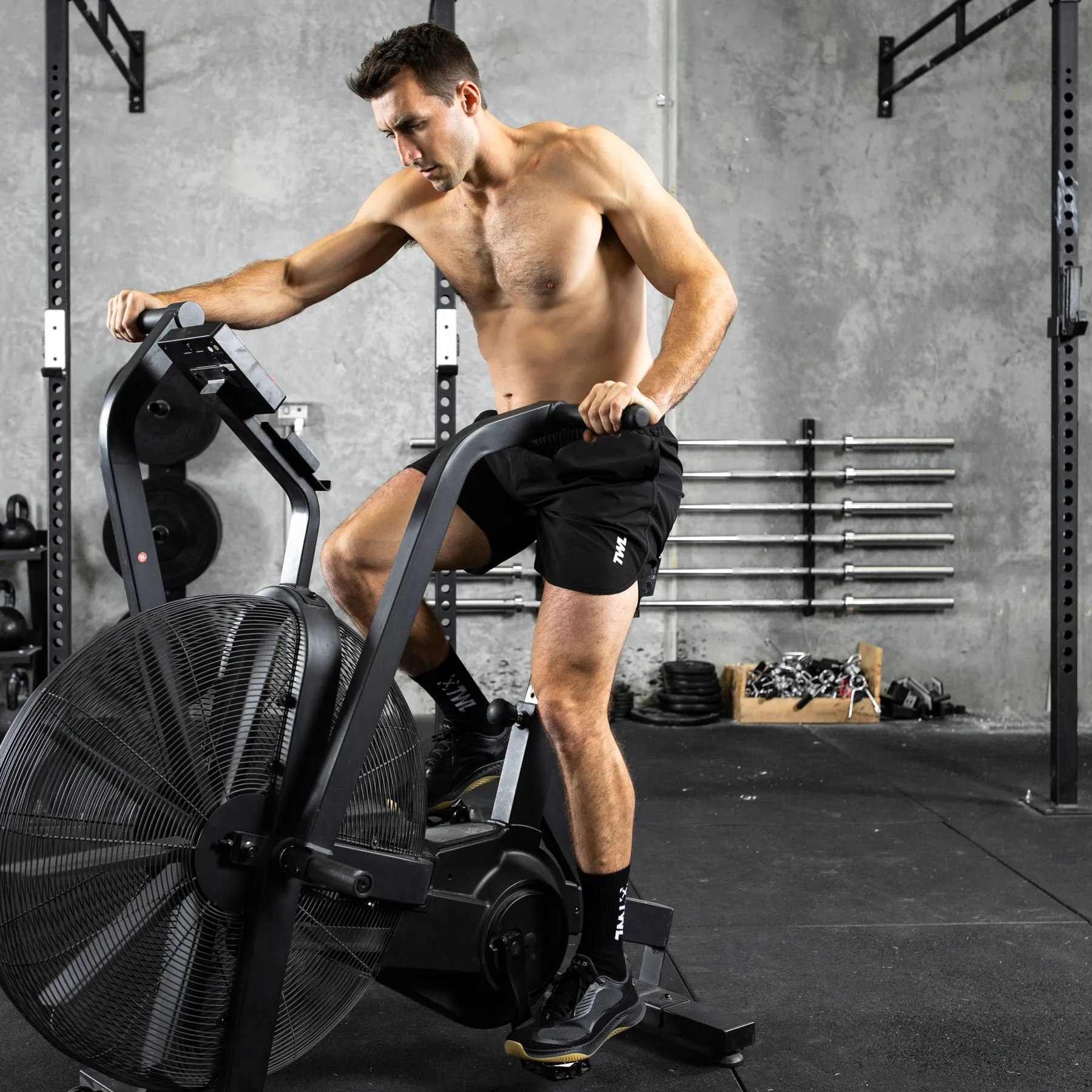 TWL - MEN'S FLEX SHORTS - BLACK