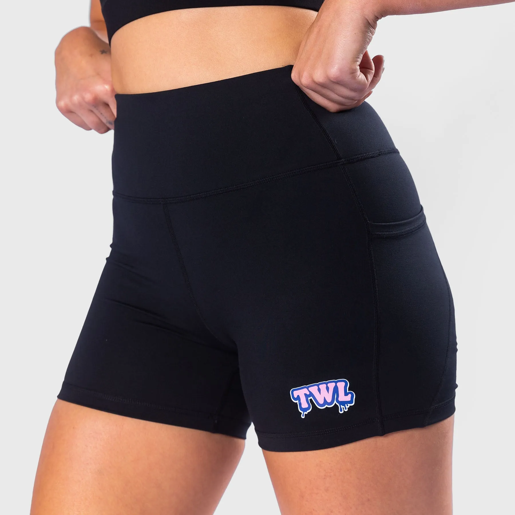 TWL - WOMEN'S ENERGY SHORTS - TREATS - BLACK