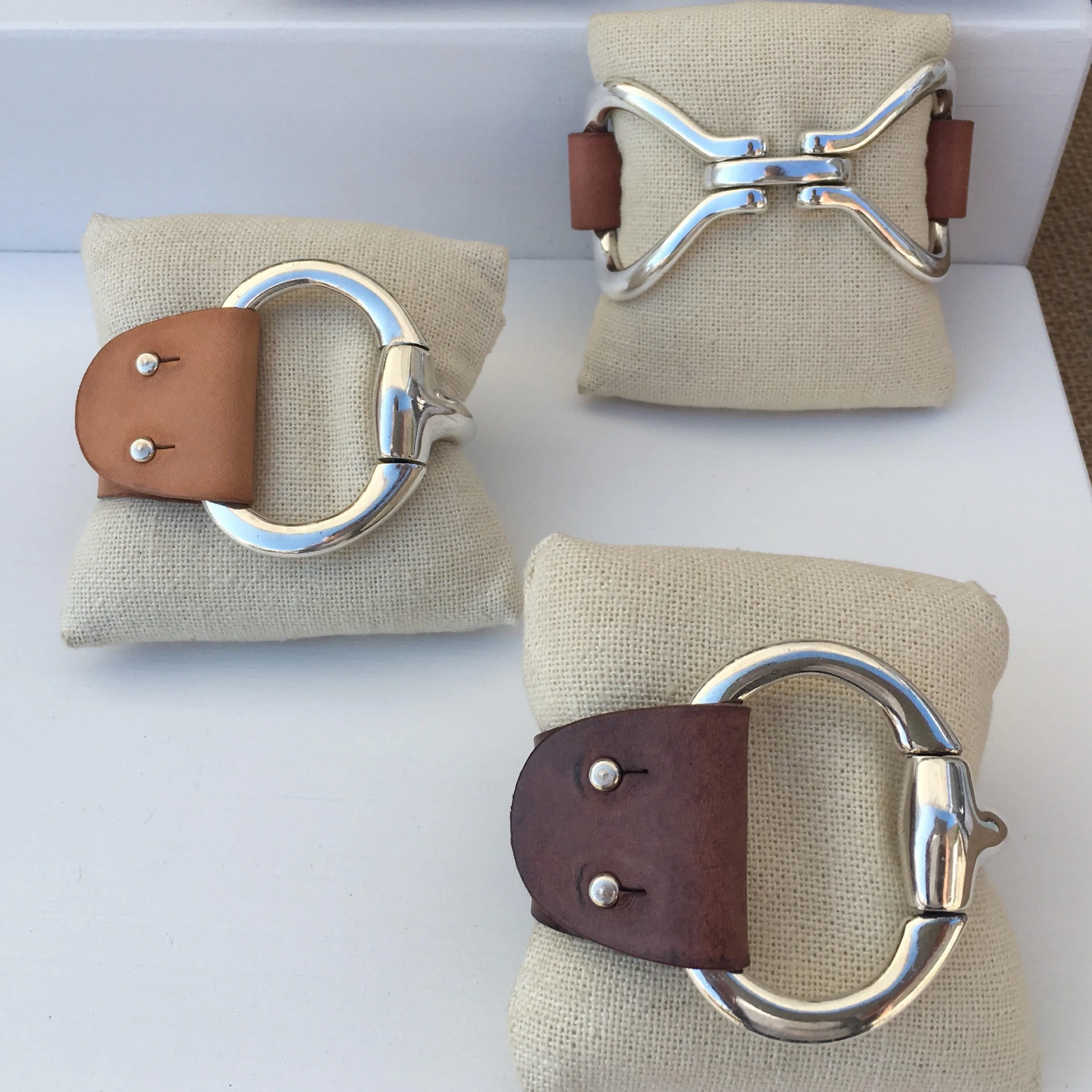 Two-Sided Snaffle Bit Leather Bracelet with Brown Leather Cuff