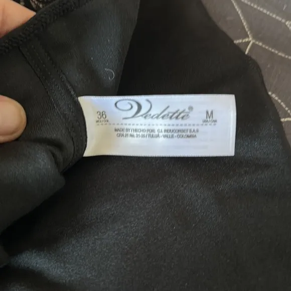 Vedette 507 Dana High Waist Mid Thigh Panty Enhancer W Front Closure Blk Size 36
