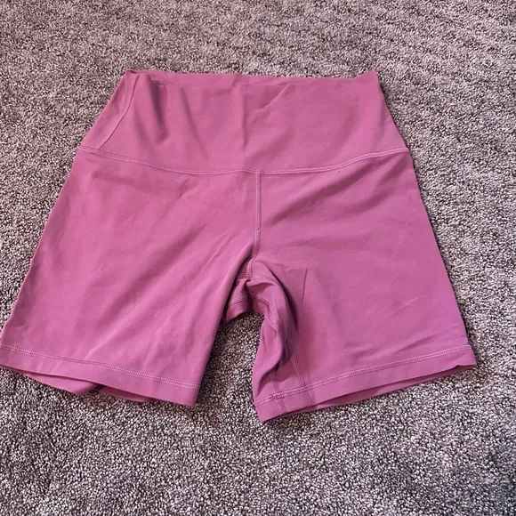 Velvet dust lululemon align shorts 6’