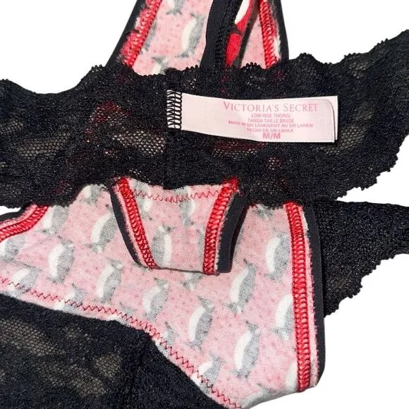 Victoria’s Secret  2014 thong penguin black and red lace Low rise sz M