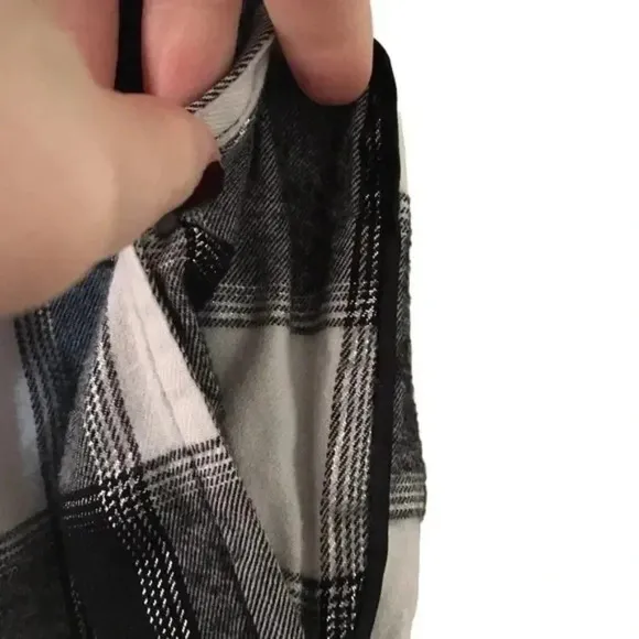 Victoria's Secret Black Plaid Metallic Pajama Pants