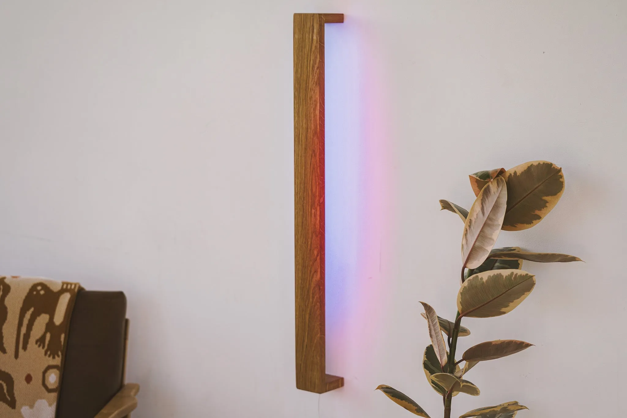 Vista Short Hardwood Wall Lamp