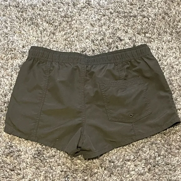 Vuori Green Shorts Size XS