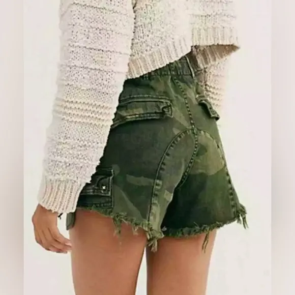 WE THE FREE BY FREE PEOPLE COMMANDER CUTOFF CAMO SHORTS