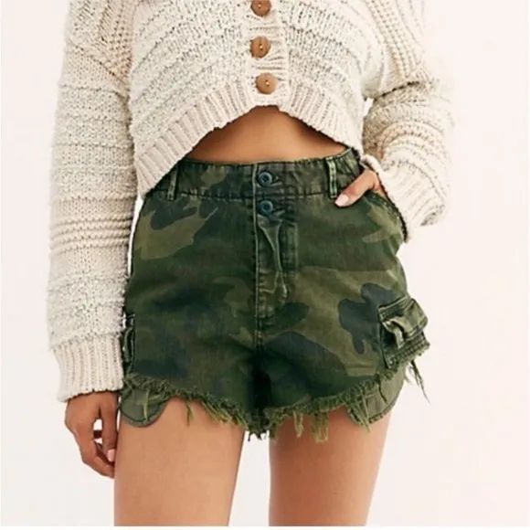 WE THE FREE BY FREE PEOPLE COMMANDER CUTOFF CAMO SHORTS