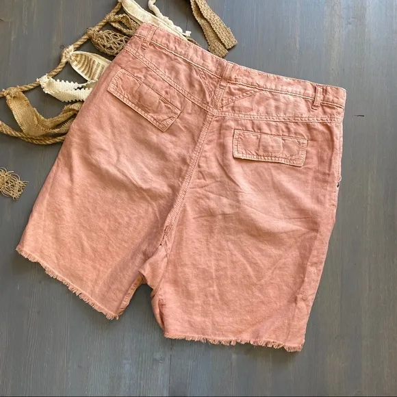 We The Free Utility Harem Short