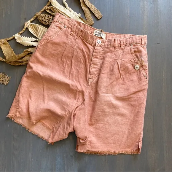 We The Free Utility Harem Short