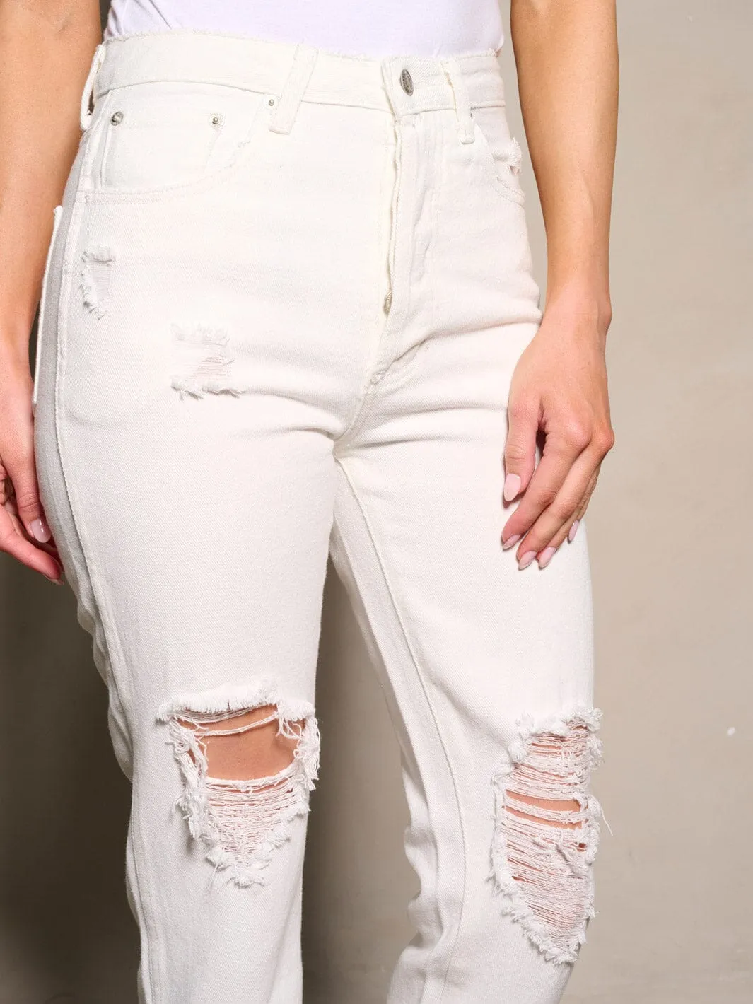 WOMEN'S BUTTON CLOSURE DISTRESS DENIM PANTS