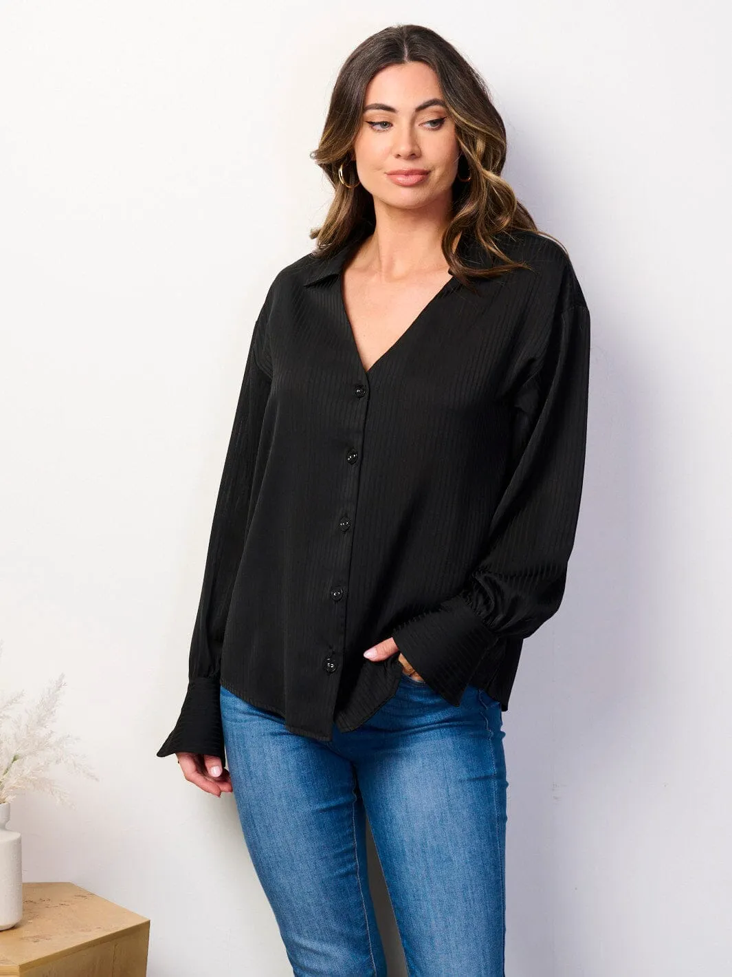 WOMEN'S LONG SLEEVE BUTTON UP V-NECK BLOUSE TOP