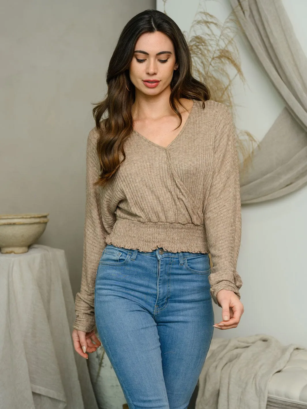 WOMEN'S LONG SLEEVE RIB KNIT SMOCK WAIST V-NECK TOP