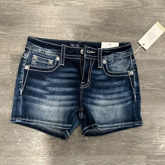 Women’s Miss Me Mid-Rise Dark Blue Denim Shorts, Size 27. NEW!