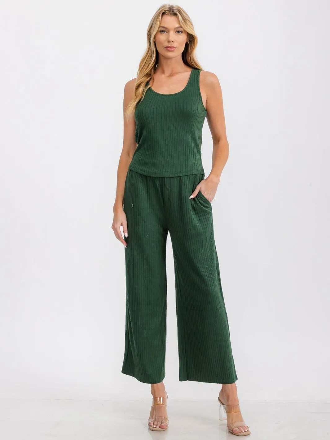 WOMEN'S SLEEVELESS RIBBED TANK TOP