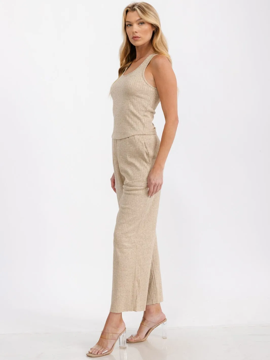 WOMEN'S SLEEVELESS RIBBED TANK TOP