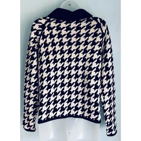 Worth New York 100% Wool Sweater Small Black and White