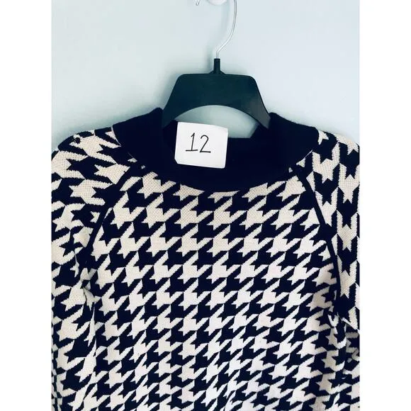 Worth New York 100% Wool Sweater Small Black and White