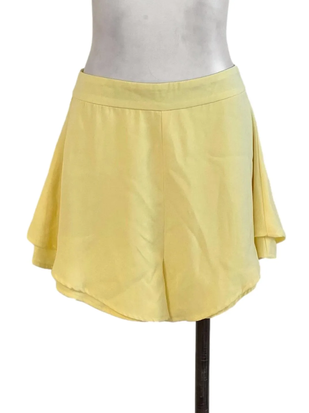 Yellow Plain Shorts YHF