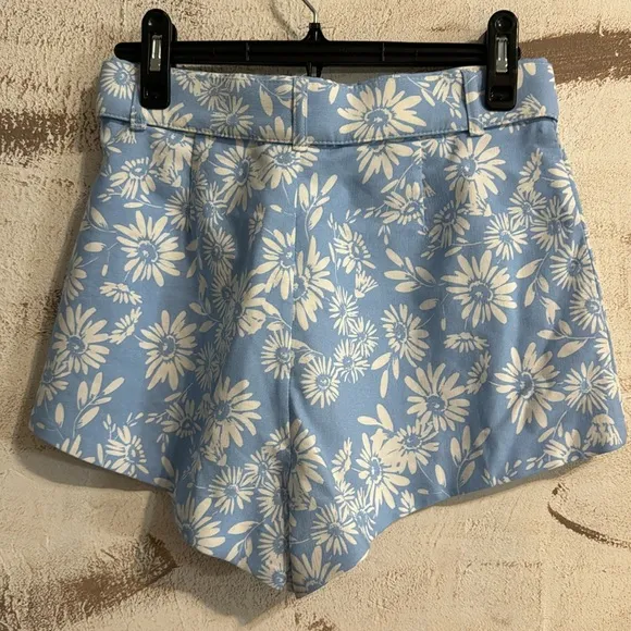 Zara Floral Belted Hotpants