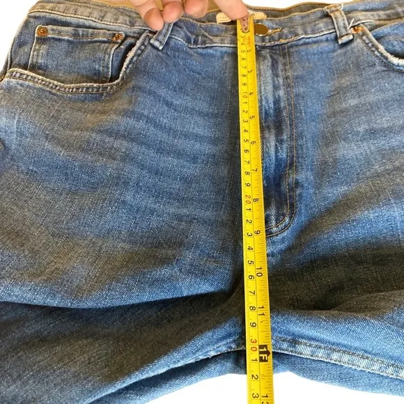 Zara Woman Premium Denim Collection Size 14 High Waisted Raw Hem Ankle Jeans