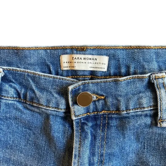 Zara Woman Premium Denim Collection Size 14 High Waisted Raw Hem Ankle Jeans