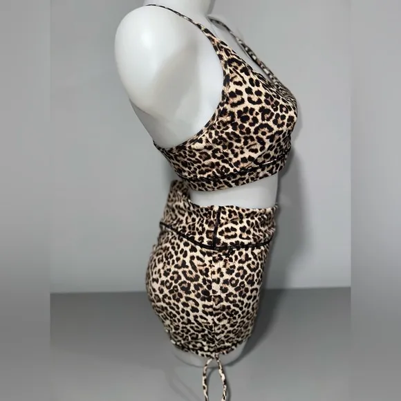 Zyia Scrunchy Bum Shorts and Bra Set